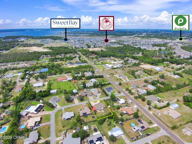 1856 Airport Circle, Panama City, FL 32405