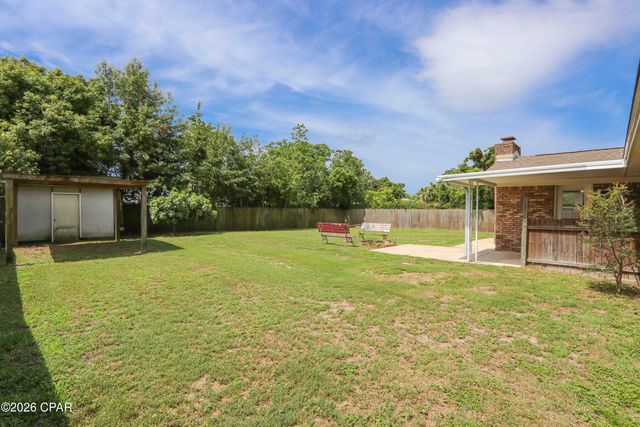 1856 Airport Circle, Panama City, FL 32405