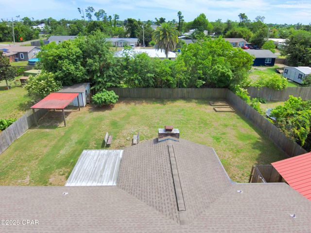 1856 Airport Circle, Panama City, FL 32405