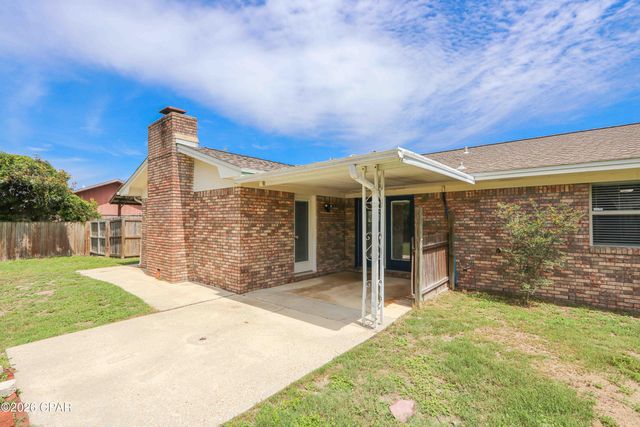 1856 Airport Circle, Panama City, FL 32405