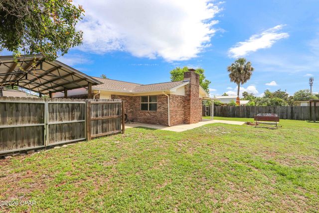 1856 Airport Circle, Panama City, FL 32405