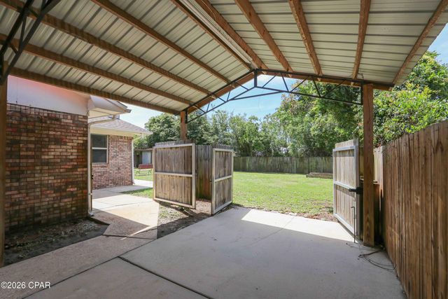 1856 Airport Circle, Panama City, FL 32405