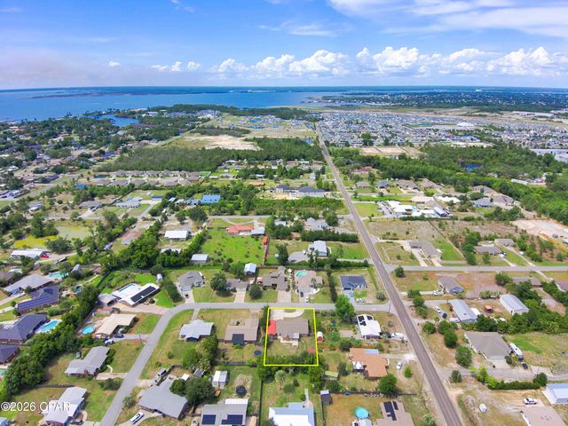 1856 Airport Circle, Panama City, FL 32405