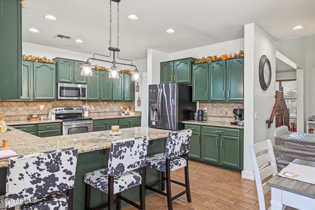 30519 N GUNDERSON Drive, San Tan Valley, AZ 85143