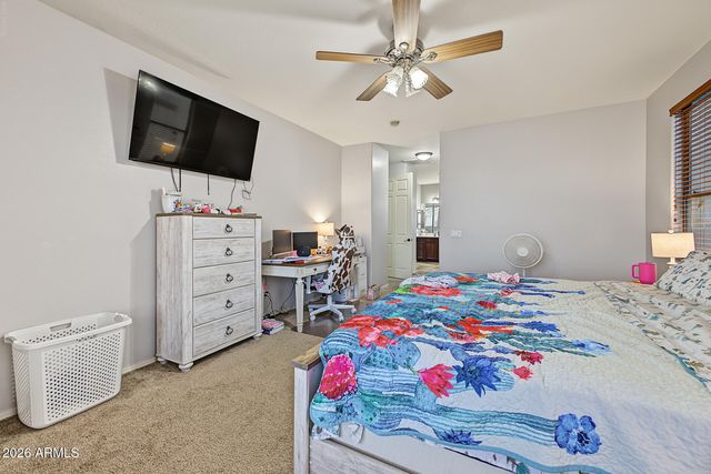 30519 N GUNDERSON Drive, San Tan Valley, AZ 85143