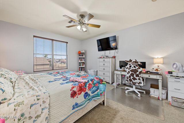30519 N GUNDERSON Drive, San Tan Valley, AZ 85143