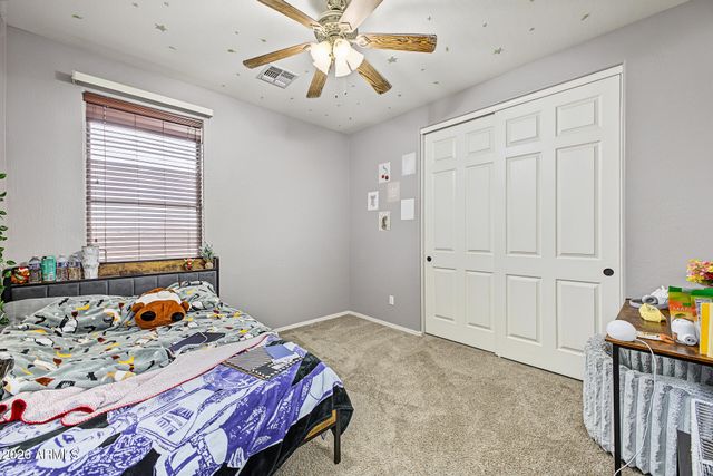 30519 N GUNDERSON Drive, San Tan Valley, AZ 85143