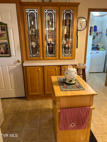 210 Ebenezer Loop, Chuckey, TN 37641