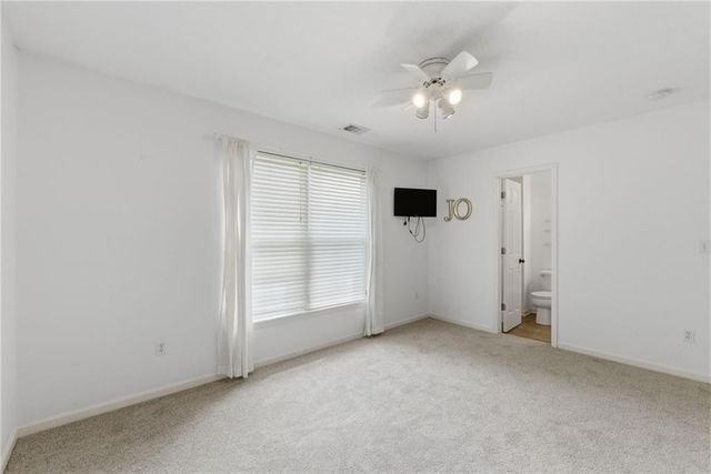 2301 SW Tracker Lane, Lee's Summit, MO 64082