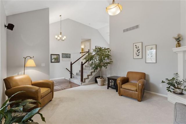 2301 SW Tracker Lane, Lee's Summit, MO 64082