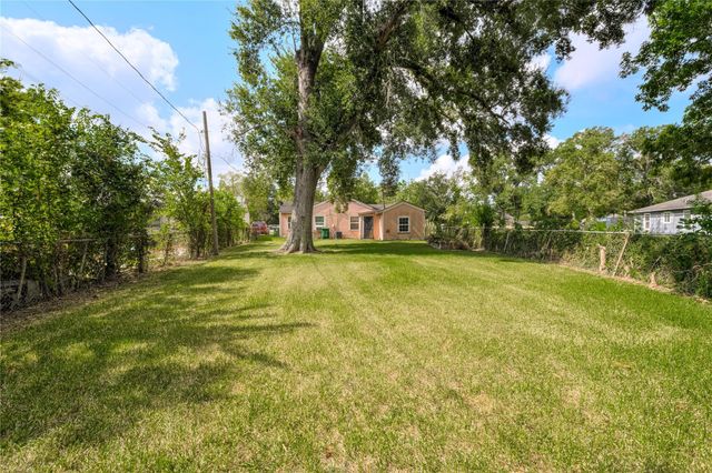 4325 Kay Circle, Houston, TX 77051
