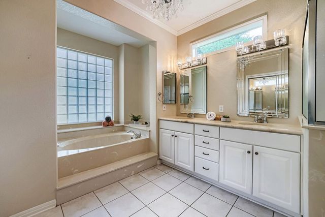 156 Great Frontier Drive, Georgetown, TX 78633