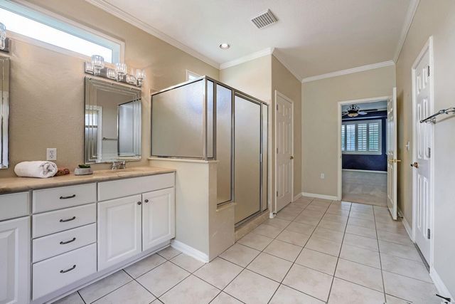 156 Great Frontier Drive, Georgetown, TX 78633