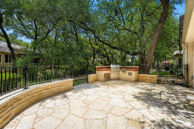 156 Great Frontier Drive, Georgetown, TX 78633