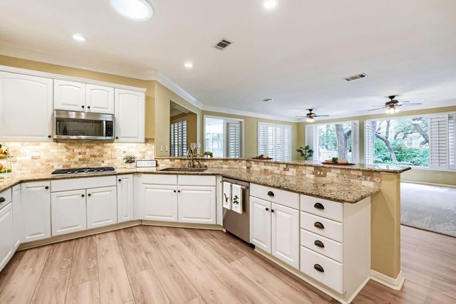 156 Great Frontier Drive, Georgetown, TX 78633