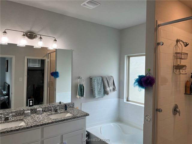 828 Mineral Wells Lane, College Station, TX 77845