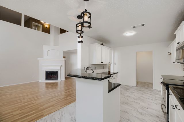 1614 Powder Horn Lane, Arlington, TX 76018