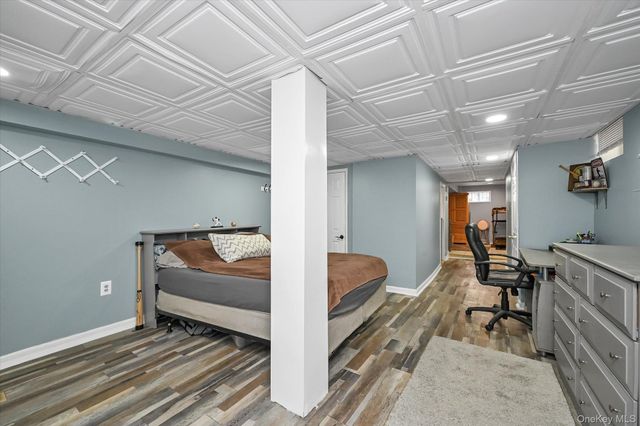 6451 58th Road, Maspeth, NY 11378
