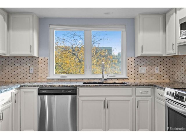 8898 Brompton Way, Parker, CO 80134