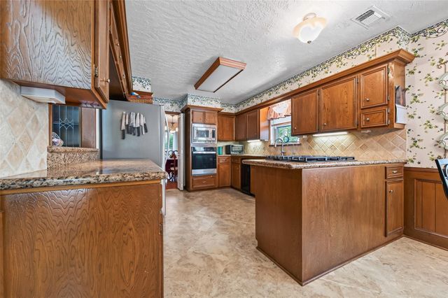 18715 White Candle Drive, Spring, TX 77388