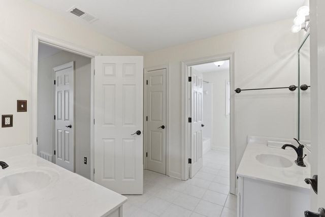 2151 HOUSTON PASS CV, Collierville, TN 38139