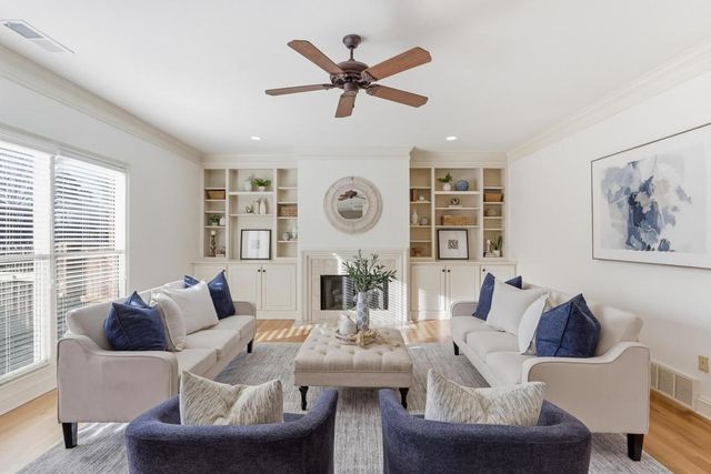 2151 HOUSTON PASS CV, Collierville, TN 38139