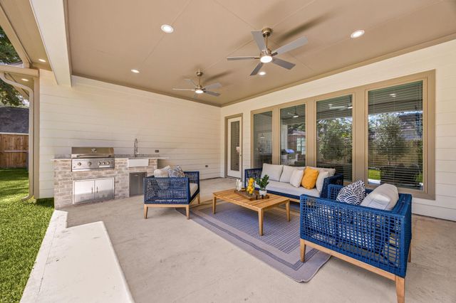 10519 Cypresswood Drive, Houston, TX 77070