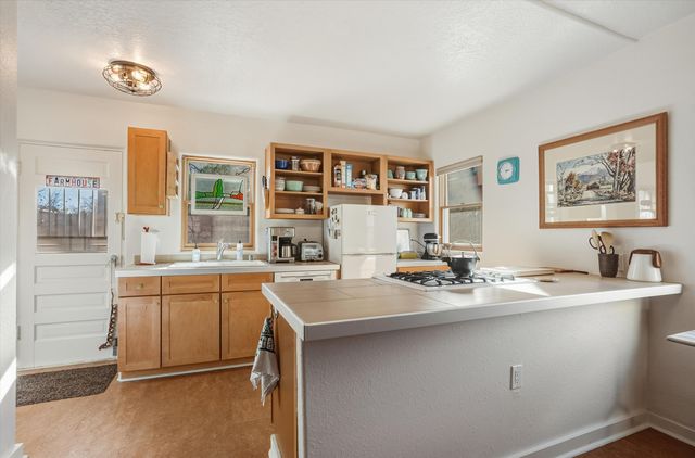 2334 Rio Grande Boulevard NW, Albuquerque, NM 87104