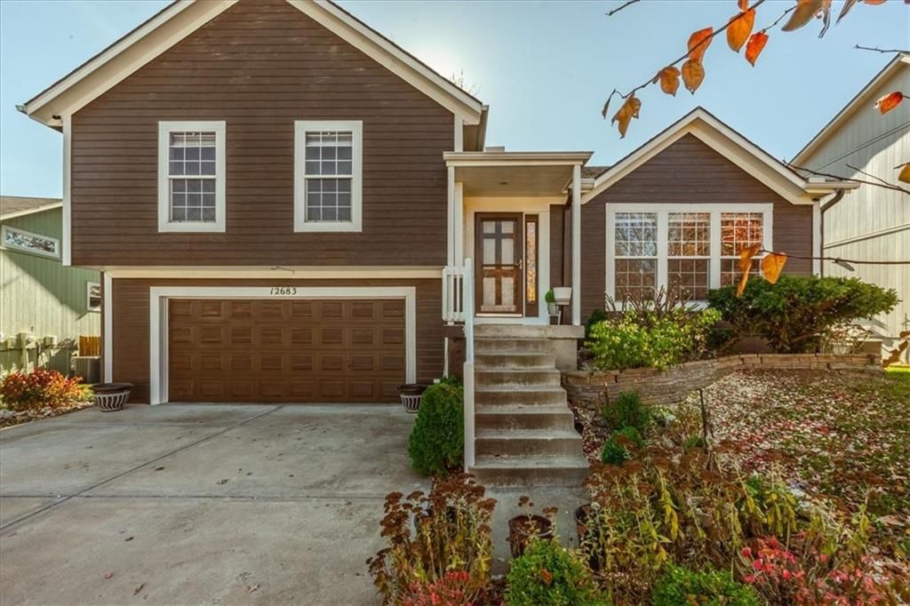 12683 S Belford Street, Olathe, KS 66061