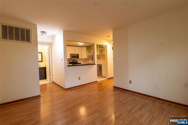 56 Fox Run Drive 56, Englewood, NJ 07631