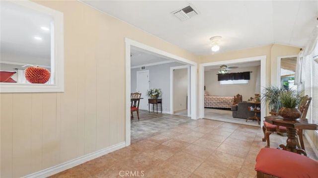 1180 Amberwood Drive, Hemet, CA 92543
