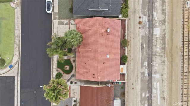 1180 Amberwood Drive, Hemet, CA 92543