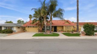 1180 Amberwood Drive, Hemet, CA 92543