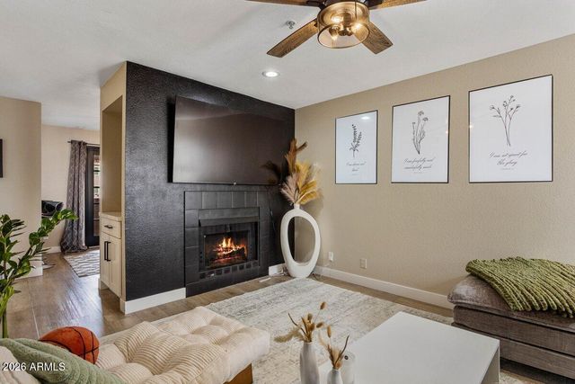 7510 E THOMAS Road 216, Scottsdale, AZ 85251