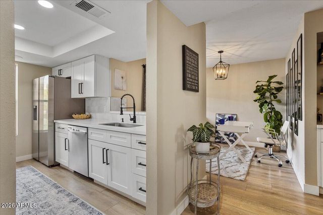 7510 E THOMAS Road 216, Scottsdale, AZ 85251