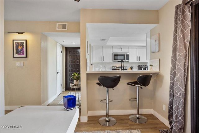 7510 E THOMAS Road 216, Scottsdale, AZ 85251