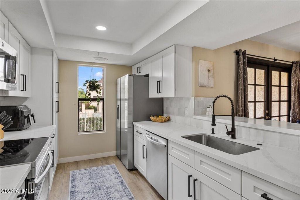 7510 E THOMAS Road 216, Scottsdale, AZ 85251