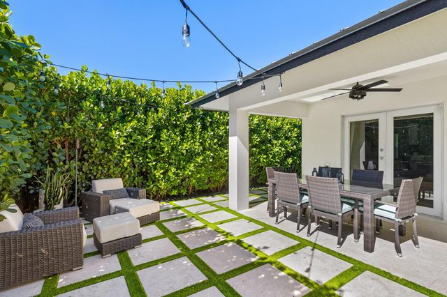 248 NE 9th Street, Delray Beach, FL 33444