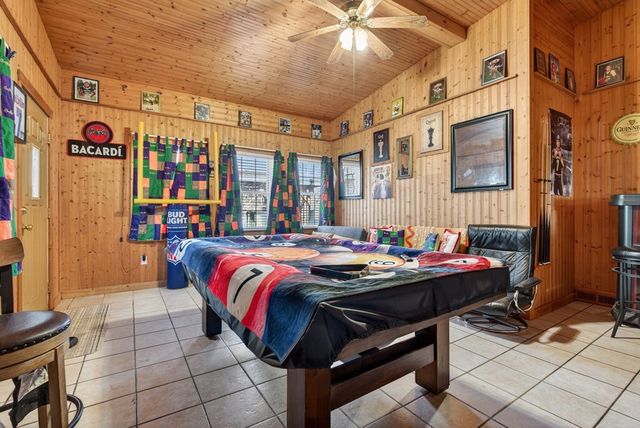 412 Millbrooke Dr, Hopkinsville, KY 42240