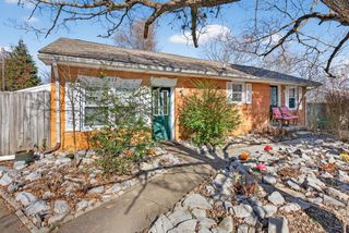 412 Millbrooke Dr, Hopkinsville, KY 42240