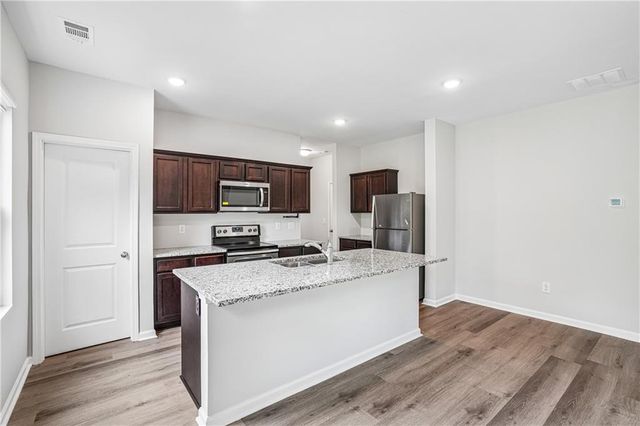 27 Tabasco Cat Court, Cartersville, GA 30120