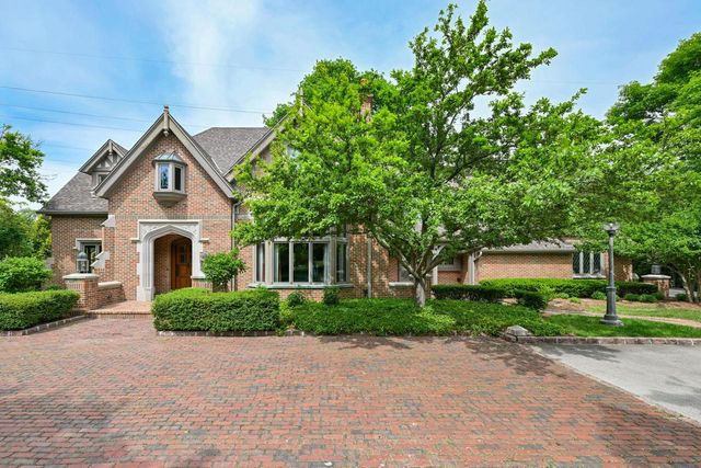2005 Derrin LANE, Brookfield, WI 53045