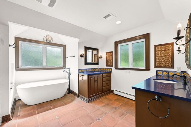 2005 Derrin LANE, Brookfield, WI 53045