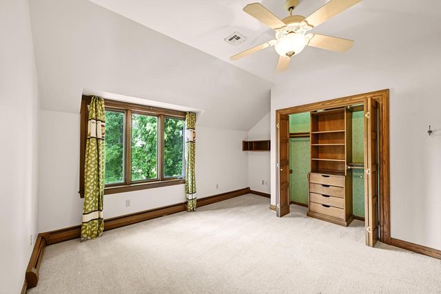 2005 Derrin LANE, Brookfield, WI 53045