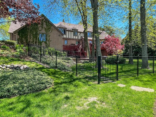 2005 Derrin LANE, Brookfield, WI 53045
