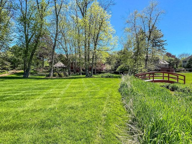 2005 Derrin LANE, Brookfield, WI 53045