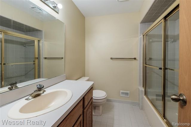 70111 Whitetail Lane 6, Bruce, MI 48065