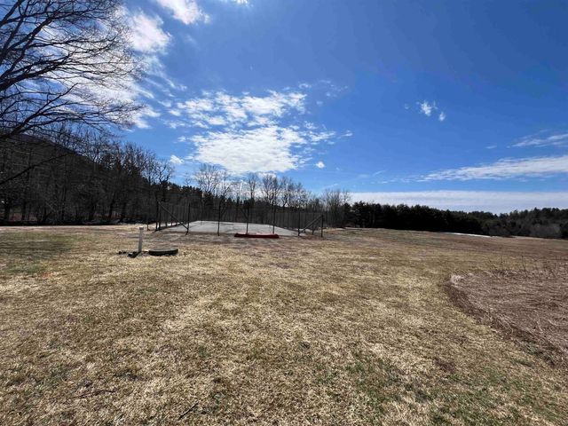 3095 Thompsonburg Rd Unit 2 B, Londonderry, VT 05155