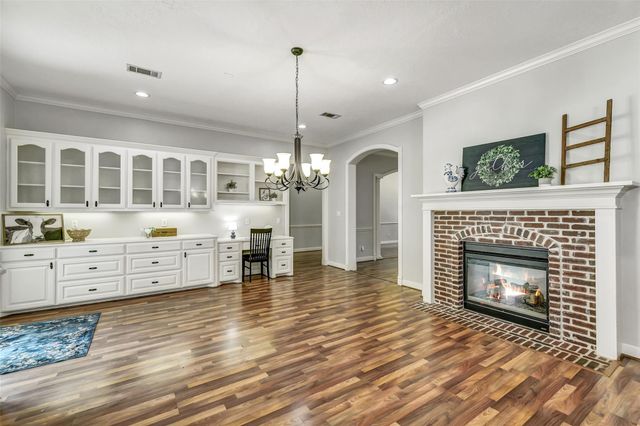 30311 N Holly Oaks Circle, Magnolia, TX 77355