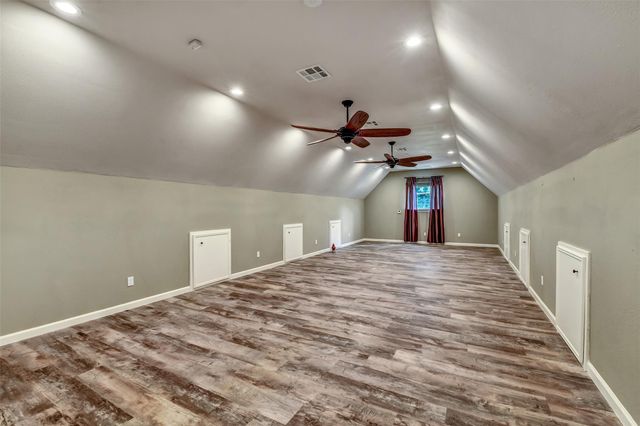 30311 N Holly Oaks Circle, Magnolia, TX 77355